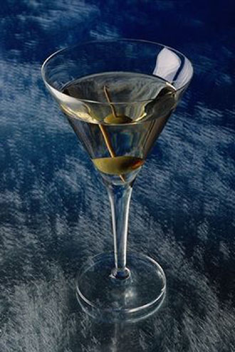 Το καθημερινό «κρασάκι με το φαγητό» βλάπτει τα εγκεφαλικά κύτταρα