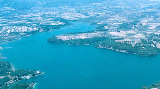 ΕΕ: Οδηγία για τη διασφάλιση επάρκειας και βελτίωση ποιότητας των υδάτων