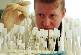 Εξέταση DNA αποκάλυψε παράνομη υιοθεσία