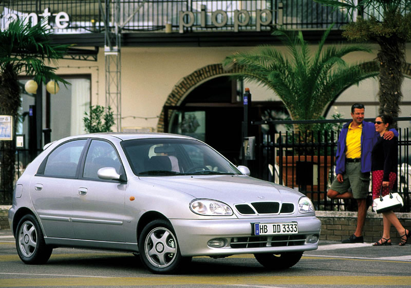Μείωση 160.000 δρχ. για τις εκδόσεις του Lanos από τη Daewoo