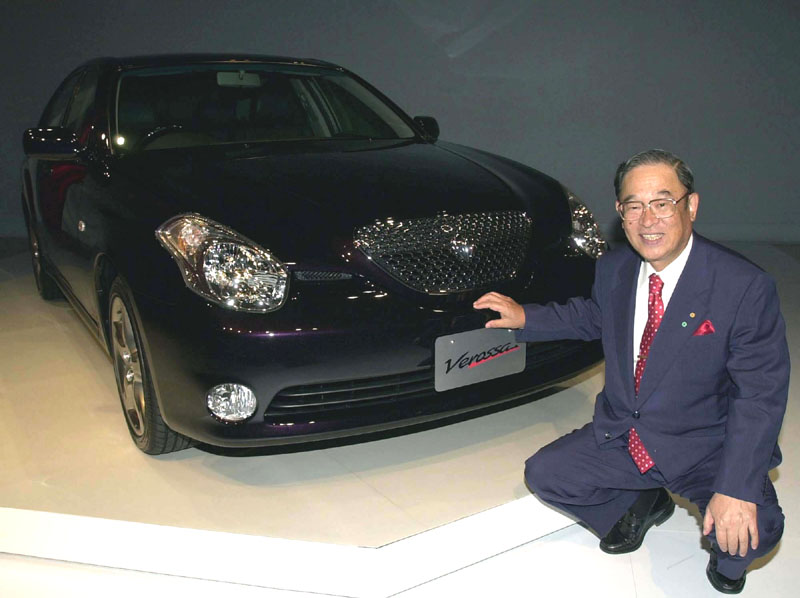 Νέο πολυτελές τετράθυρο από την Toyota με… ιταλική καταγωγή