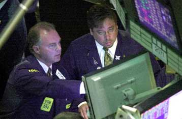 Κέρδη για Nasdaq και Dow Jones την Παρασκευή – Μικτή εικόνα στην Ευρώπη