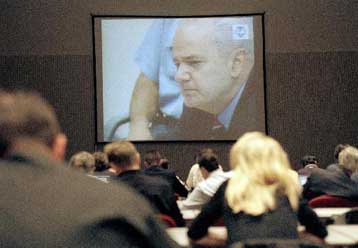 Απορρίφθηκε η αίτηση αποφυλάκισης του Σλόμπονταν Μιλόσεβιτς