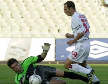 Με σκόρερ τον Αλεξανδρή ο Ολυμπιακός νίκησε 1-0 τη Λάρισα στο πλαίσιο του Κυπέλλου