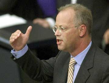 Το «πράσινο φως» για την αποστολή στρατιωτών στην ΠΓΔΜ έδωσε η γερμανική Βουλή