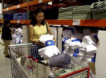 Νέα υποχώρηση της καταναλωτικής εμπιστοσύνης στις ΗΠΑ τον Αύγουστο