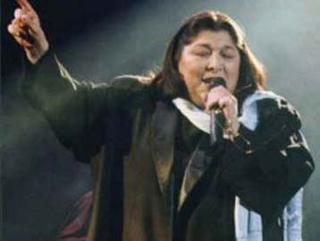 Η Μερσέντες Σόσα για δύο συναυλίες σε Αθήνα και Θεσσαλονίκη