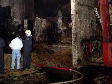 Υπό πλήρη έλεγχο τέθηκε η πυρκαγιά σε αποθήκη ανταλλακτικών στη Θεσσαλονίκη