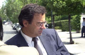 Αναδιανομή και συγχωνεύσεις η συνταγή για την ανάπτυξη κατά τον ΥΠΑΝ