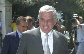 Η οικονομική πολιτική όπως την εφαρμόσαμε έχει αποδώσει καρπούς, δηλώνει ο Γ.Παπαντωνίου