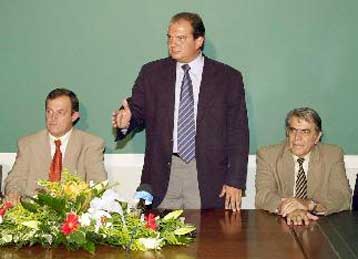 Τη θωράκιση των Ελλήνων που συμμετέχουν στην «Απαραίτητη Συγκομιδή» ζήτησε ο πρόεδρος της ΝΔ