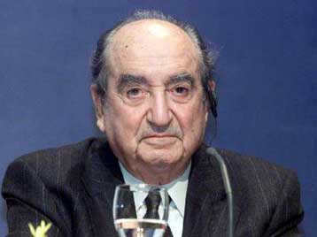 Επικριτικός προς κάθε κατεύθυνση ο Κ.Μητσοτάκης, μιλώντας στα Χανιά σε εκδήλωση για τον Ελ.Βενιζέλο