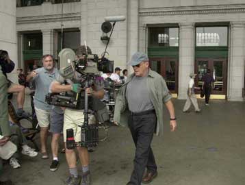 Επιστρέφει, για τρίτη φορά, στην οθόνη ο «Hannibal» Αντονι Χόπκινς