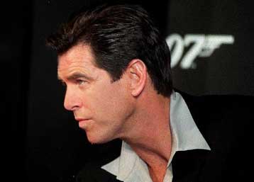 Διαψεύδεται από τους παραγωγούς ο… θάνατος του Τζέιμς Μποντ!