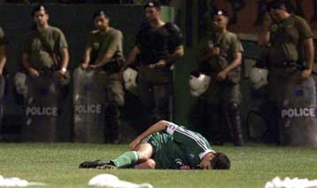 Ένα μήνα εκτός δράσης ο Λυμπερόπουλος