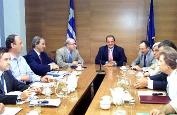 Επίθεση Καραμανλή στην κυβέρνηση με αιχμή την παιδεία