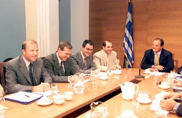 Με τους εκπροσώπους των βιομηχάνων της βόρειας Ελλάδας συναντήθηκε ο πρόεδρος της ΝΔ