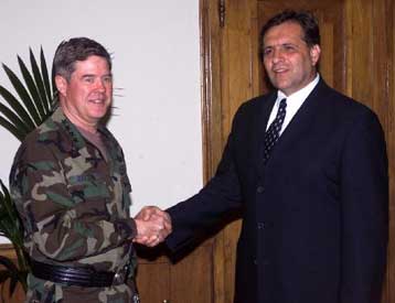 Εν αναμονή της αναφοράς Ράλστον στο ΝΑΤΟ