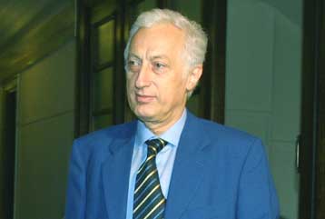 Αναστολή του χρόνου εφαρμογής των ρυθμίσεων για τις πολιτικές δίκες, μελετά ο Μιχ.Σταθόπουλος