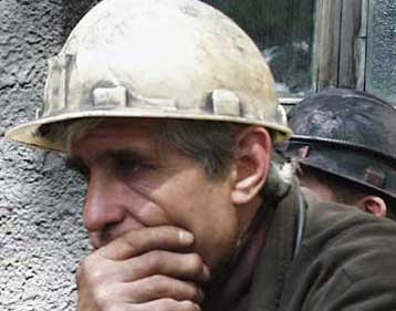 Τουλάχιστον 33 νεκροί και δεκάδες τραυματίες από έκρηξη σε ανθρακωρυχείο της Ουκρανίας