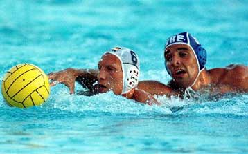 Στον αυριανό τελικό του παγκόσμιου πρωταθλήματος πόλο η Εθνική νέων