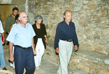 Την Παρασκευή αναμένεται να επιστρέψει από τη Σίφνο ο πρωθυπουργός – Συνεχίζονται οι διεργασίες στο