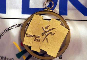 Από το Έντμοντον στην Ελλάδα με τέσσερα μετάλλια