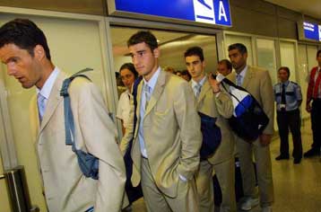 Επέστρεψε η αποστολή του Παναθηναϊκού από την Πράγα