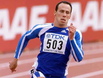 Με εκπληκτικό πανελλήνιο ρεκόρ (20.03), ο Κεντέρης προκρίθηκε στον τελικό των 200μ.