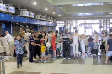 Πρώτη η Ελλάδα στην αύξηση της επιβατικής κίνησης κατά το 1999