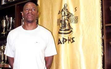 Ο Στιβ Μπάκναλ ξανά στη Θεσσαλονίκη