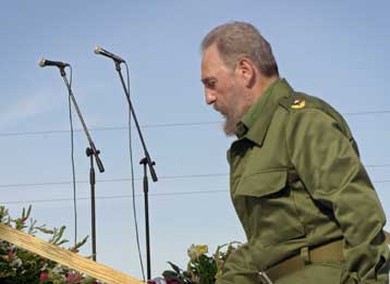 Σε… διαστημικό σταθμό θα καταλήξουν να συνεδριάζουν οι ηγέτες της G8, δηλώνει ο Κουβανός ηγέτης