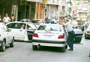 1.000 αστυνομικοί στη μάχη για τη σύλληψη του Κ.Πάσσαρη