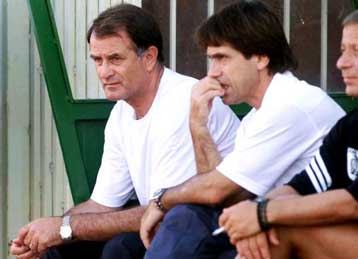 Ο Μπάγεβιτς σε ρόλο μεσολαβητή