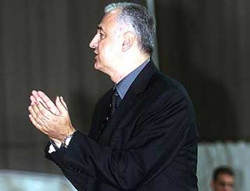 Στην Αθήνα ο Τζέι Αρ Χόλντεν για την ΑΕΚ