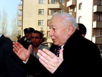 Έφεση κατά της απόφασης του ΕΔΑΔ που έκρινε σωστή την απαγόρευση του Ρεφάχ θα καταθέσει ο Ερμπακάν