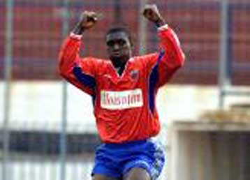 Ο Ολυμπιακός ανακοίνωσε την απόκτηση του Ζίζι Ρόμπερτς