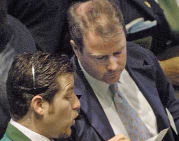 Κέρδη για Nasdaq, απώλειες για Dow Jones την Τετάρτη