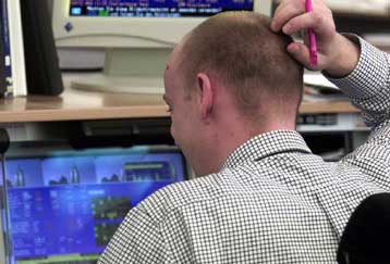 Στο υψηλότερο επίπεδο των δυόμισι τελευταίων μηνών το ευρώ – Ανησυχίες για την αμερικανική οικονομί