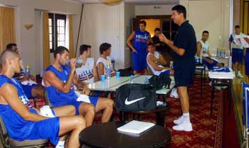 Ικανοποιημένος ο Πετρόπουλος από την προετοιμασία της εθνικής