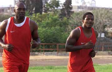 Ο Ζούρος ξεκίνησε τα πλάνα του με Φορντ και Φορεστ