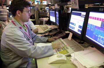 Θετικές εκτιμήσεις για τον τεχνολογικό κλάδο ωθούν ψηλότερα τη Γ.Στριτ στο άνοιγμα της Τετάρτης