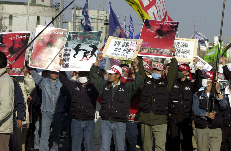 Tην τελική της προσφορά για την Daewoo κατέθεσε η GM