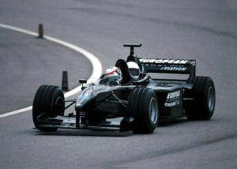 Σύγκρουση N.Mansell και F.Alonso σε αγώνα επίδειξης της Minardi