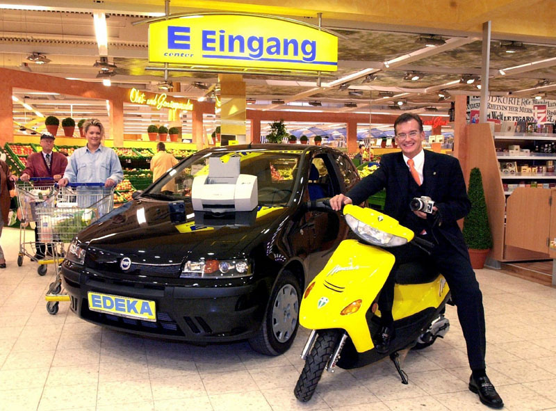 Nόμιμη η πώληση αυτοκινήτων από  σούπερ μάρκετ στη Γερμανία