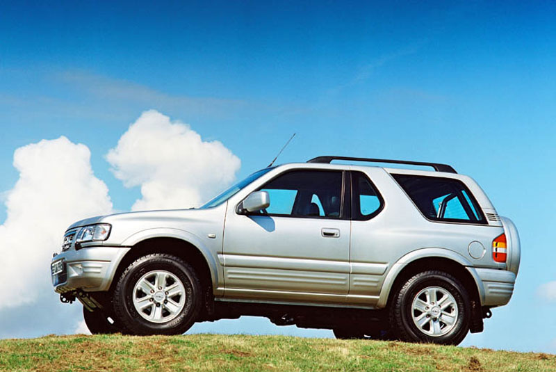 Ειδική έκδοση Frontera από την Opel σε συνεργασία με την Olympus