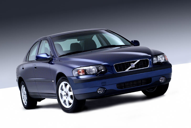 Π. Πρωτάθλημα Ράλι (WRC): Τετρακίνητα Volvo S60 στην υπηρεσία των οδηγών της Ford