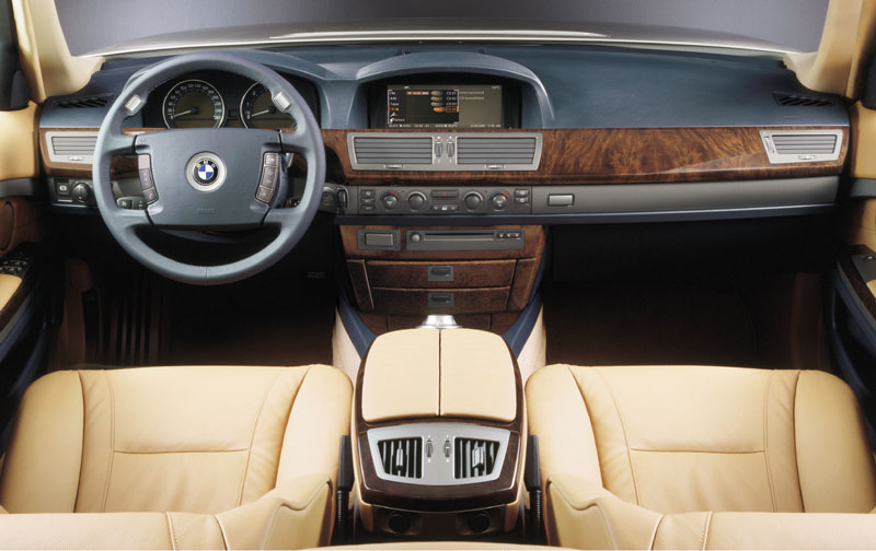 Φωνητική πλοήγηση στο Διαδίκτυο από την BMW