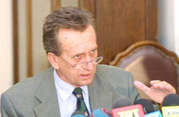 «Ένεση» ενός τρισ. δραχμών για το Δημόσιο – Εικοσαετές ομόλογο εκδίδεται το Νοέμβριο