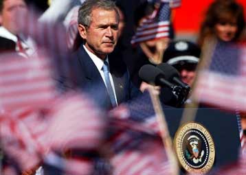 Ο Τζορτζ Ο. Μπους περιγράφει το «διαφορετικό πόλεμο» των ΗΠΑ